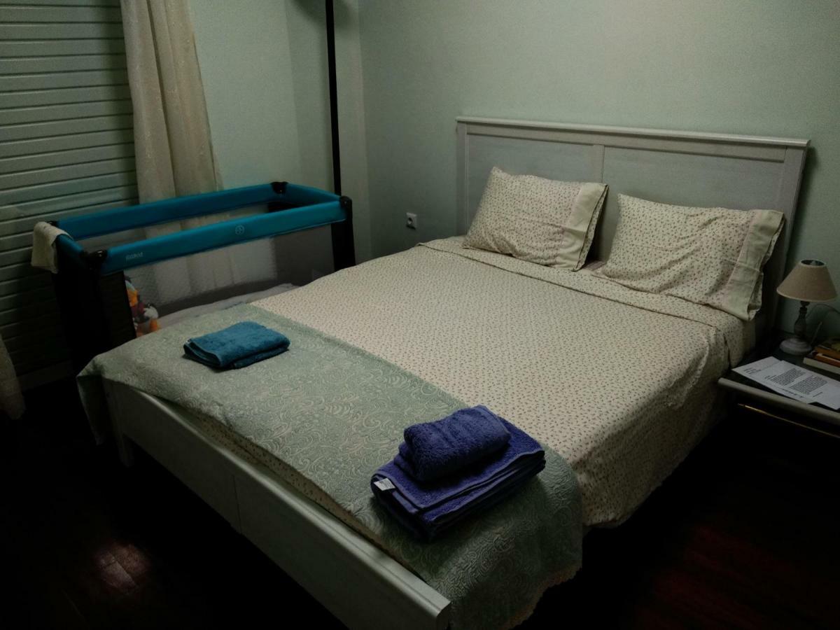 Cozy & Quiet Central Apartment Kalamata Esterno foto